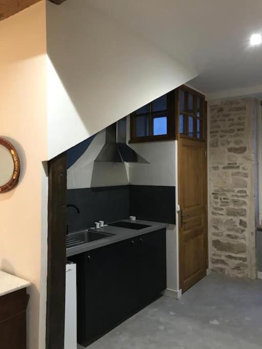 La Maison De Lea, Chambres D'Hotes De 14 Couchages Tournus Exteriör bild